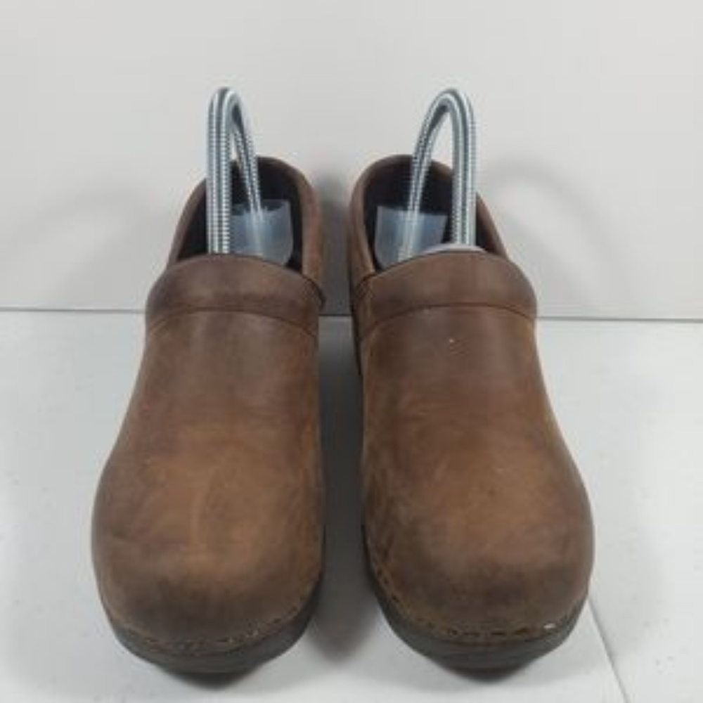Women's L.L.Bean Brown Size 6 Clogs